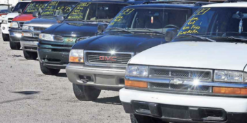 Gobierno federal canceló programa de autos chocolate a partir de este año.
