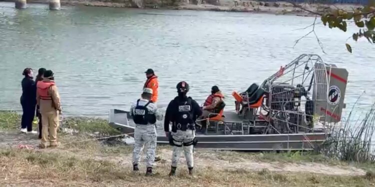 Tras varios días de búsqueda localizan cuerpo de migrante fallecido en el río Bravo.