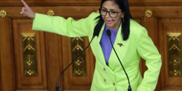 Venezuela plantea cooperación energética pese a tensiones con Washington.