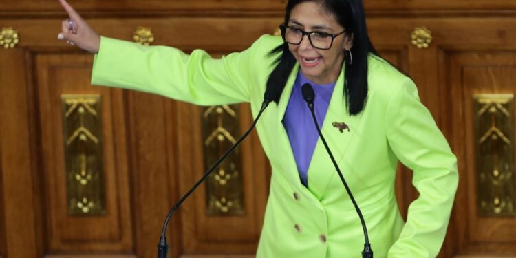 Venezuela plantea cooperación energética pese a tensiones con Washington.