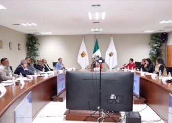 Juan Carlos Álvarez mencionó a la empresa Arcco durante discusión por finanzas municipales.