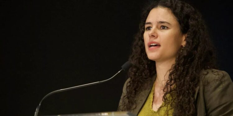 Luisa María Alcalde, presidenta nacional de Morena.