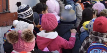 Secretaría de Educación suspende clases por frío extremo.