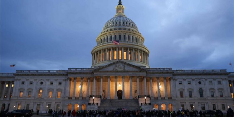 Trump adelantó que vetará la resolución si logra avanzar en el Congreso.