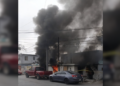 Bomberos sofocaron el fuego en una vivienda de la colonia Central; no hubo personas lesionadas.