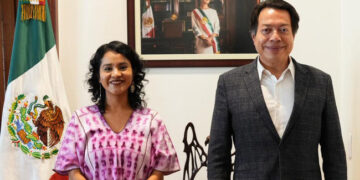Nadia López García y Mario Delgado, durante el anuncio del nombramiento.