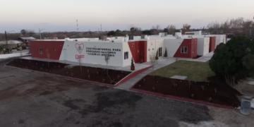 El coordinador de Alumbrado Público municipal, Roberto Reyna, reconoció que el asilo “Tu Nueva Historia” aún presenta fallas eléctricas y “no está entregado oficialmente”, pese a haber sido inaugurado hace tres meses.