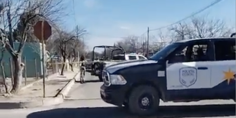 Autoridades resguardaron la zona durante el cateo en el Ejido Piedras Negras.