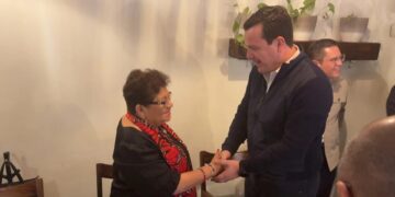 Reunión privada de autoridades federales y estatales en Monclova.