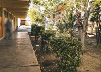 Autoridades realizaron diligencias dentro del plantel tras el reporte.