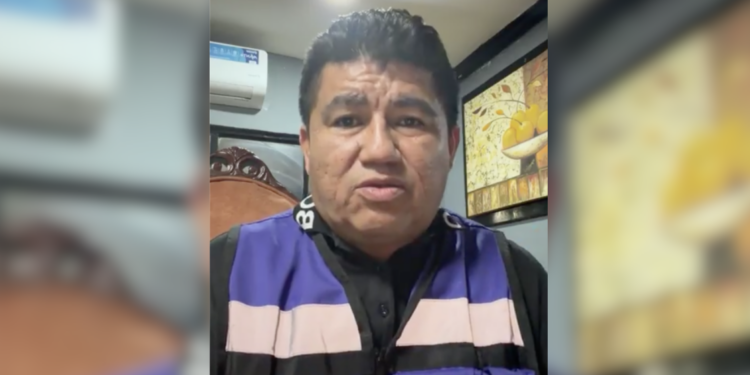 Masías Menera lanzó un reto público al alcalde Jacobo Rodríguez para someterse a pruebas antidoping.