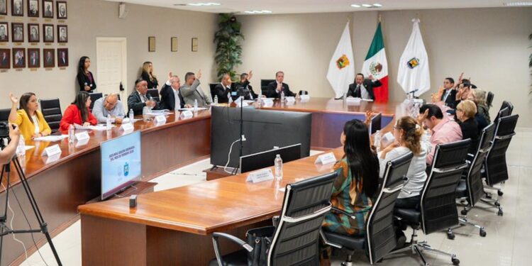 Jacobo responsabilizó a regidores, habló de “operación de estado” y enfatizó que continuará exhibiéndolos.