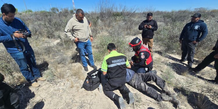Autoridades localizaron al adulto mayor en un barranco del monte cercano al bulevar Armando Treviño.