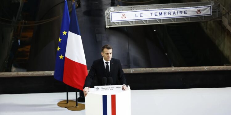 Emmanuel Macron durante su mensaje sobre la estrategia de defensa francesa.