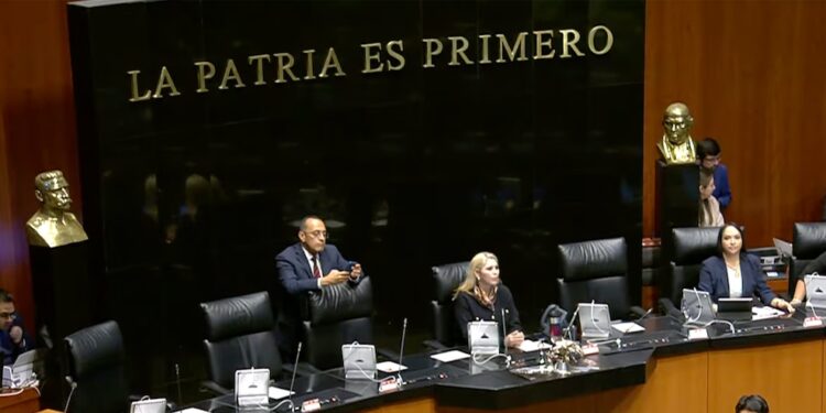 Senadores de Morena, PT y PVEM expresaron su respaldo al “Plan B” electoral propuesto por la presidenta.