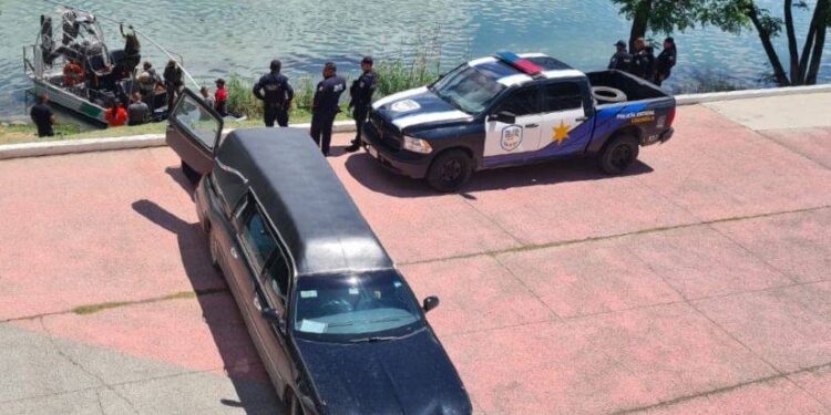 El cuerpo fue localizado flotando en el Río Bravo, en el sector El Molcajete de la colonia Morelos.