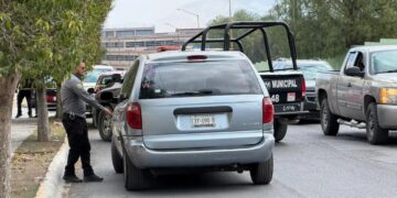 El fallecimiento se confirmó durante el traslado en calles de Saltillo.