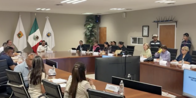 El Cabildo de Piedras Negras rechazó los estados financieros de abril de 2026, acumulando nueve cuentas no aprobadas durante la administración de Jacobo Rodríguez.