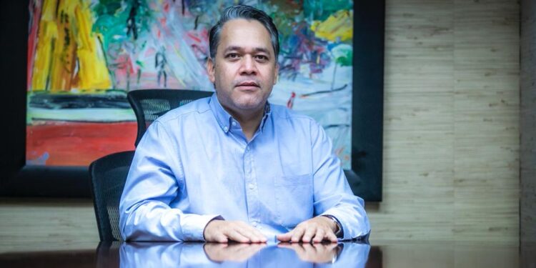 Enrique Díaz Vega también quedó a disposición de autoridades de EU.