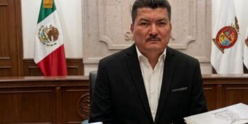Se entrega en EU exdirector de la Policía de Investigación de Sinaloa.