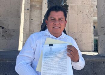 Denuncia Lorenzo Menera nuevo procedimiento tras comparecer ante Contraloría.