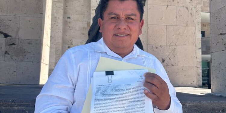 Denuncia Lorenzo Menera nuevo procedimiento tras comparecer ante Contraloría.