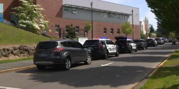 Ataque con arma blanca en preparatoria de Tacoma deja seis heridos este jueves 30 de abril. 