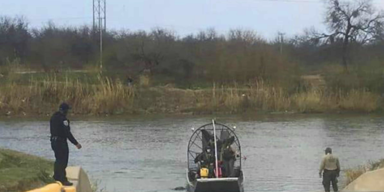 Recuperan cuerpo de migrante sin vida en el Río Bravo a la altura de Shelby Park.
