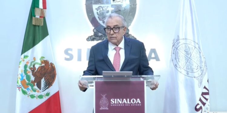 Solicita licencia Rubén Rocha Moya al cargo de gobernador de Sinaloa. 