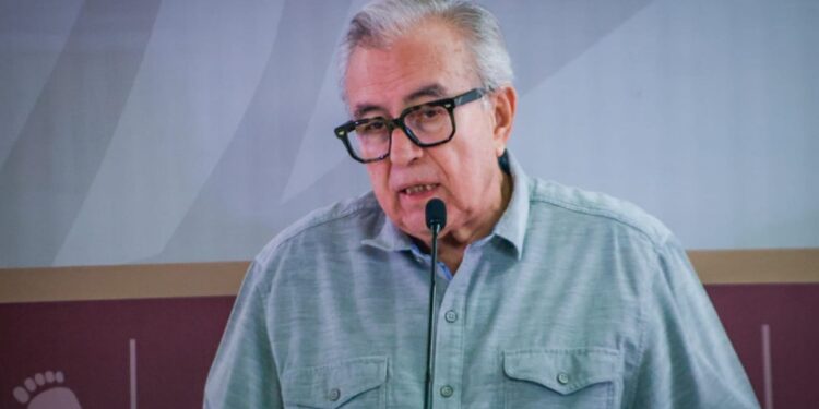 Rubén Rocha Moya difundió un nuevo posicionamiento en redes sociales tras comparecer ante la FGR este martes.