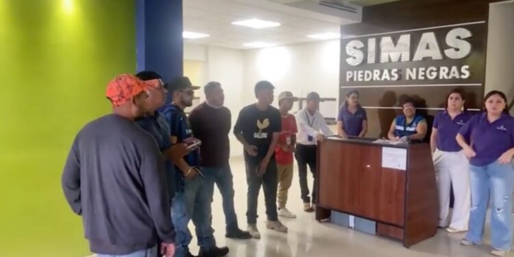 El conflicto en SIMAS se suma a un antecedente reciente en Obras Públicas que aún permanece en litigio laboral.