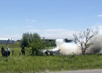 Autoridades militares investigan las causas del accidente.