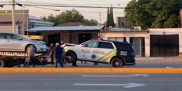 Reconoce Jacobo responsabilidad de policías en choque; patrulla pasó semáforo en rojo.