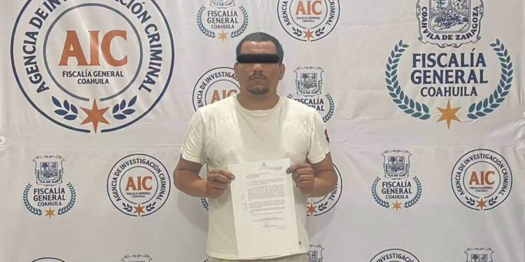 AIC captura a hombre buscado por posesión de narcóticos.