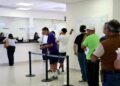 Ciudadana exhibe a SIMAS por justificar retraso en servicio con veda electoral.