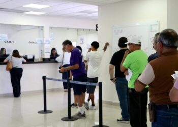 El regidor Juan Carlos Hernández anunció que llevará a tribunales reclamos por cobros excesivos de agua.