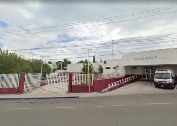 El afectado recibió atención médica en la Clínica del ISSSTE.