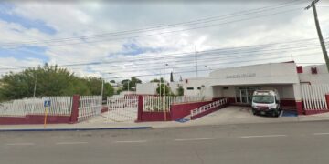 El afectado recibió atención médica en la Clínica del ISSSTE.