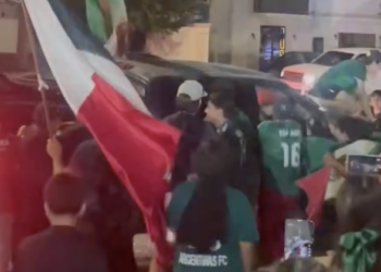 Planean transmisión pública del partido de la Selección Mexicana en la Macroplaza, incluyendo la venta de bebidas alcohólicas.