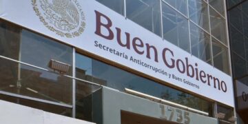 Vinculan a proceso a cuatro exfuncionarios del Hospital 20 de Noviembre y a una particular.