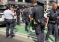 Elementos de la Policía de Nueva York desplegaron un operativo en Times Square tras un tiroteo.
