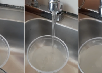 Reportan agua turbia en Lomas de la Villa; vecinos aseguran que Menera “decía la verdad”.