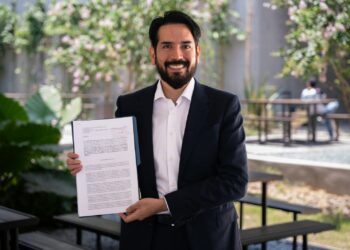 Propone notario de Nuevo León exigir acreditación de salud mental y preparación académica a candidatos.
