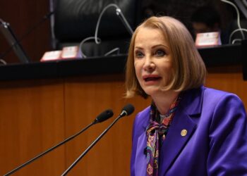 Presidenta del Senado respalda investigación por denuncia contra exdirector de Pemex.