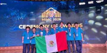 Alexis Robledo suma bronce internacional y va por la Olimpiada Mundial de Matemáticas.