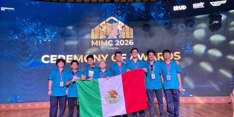 Alexis Robledo suma bronce internacional y va por la Olimpiada Mundial de Matemáticas.