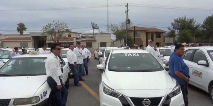 Cabildo discutirá licitación de 120 taxis tras advertencias del gremio sobre presuntas irregularidades.