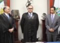 Cae juez ligado a Gómez Palacio con un millón de pesos y un arma.
