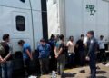 Localizan a 10 migrantes dentro de un tráiler en Donna, Texas.