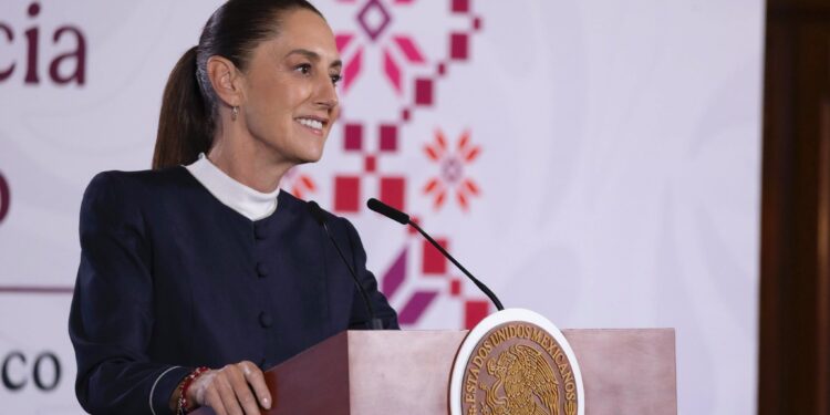 Sheinbaum destaca a Nuevo Laredo por su baja percepción de inseguridad.